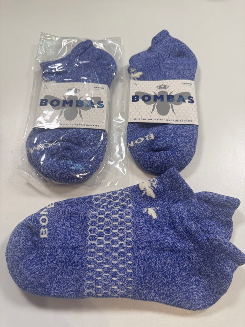 Bombas NWT Unisex 3 Pairs Ankle Socks SZ: Med Color: Blue